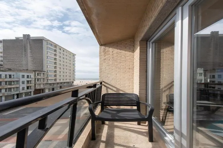 אוסטנדה Beautiful Apartment With Lateral Sea View