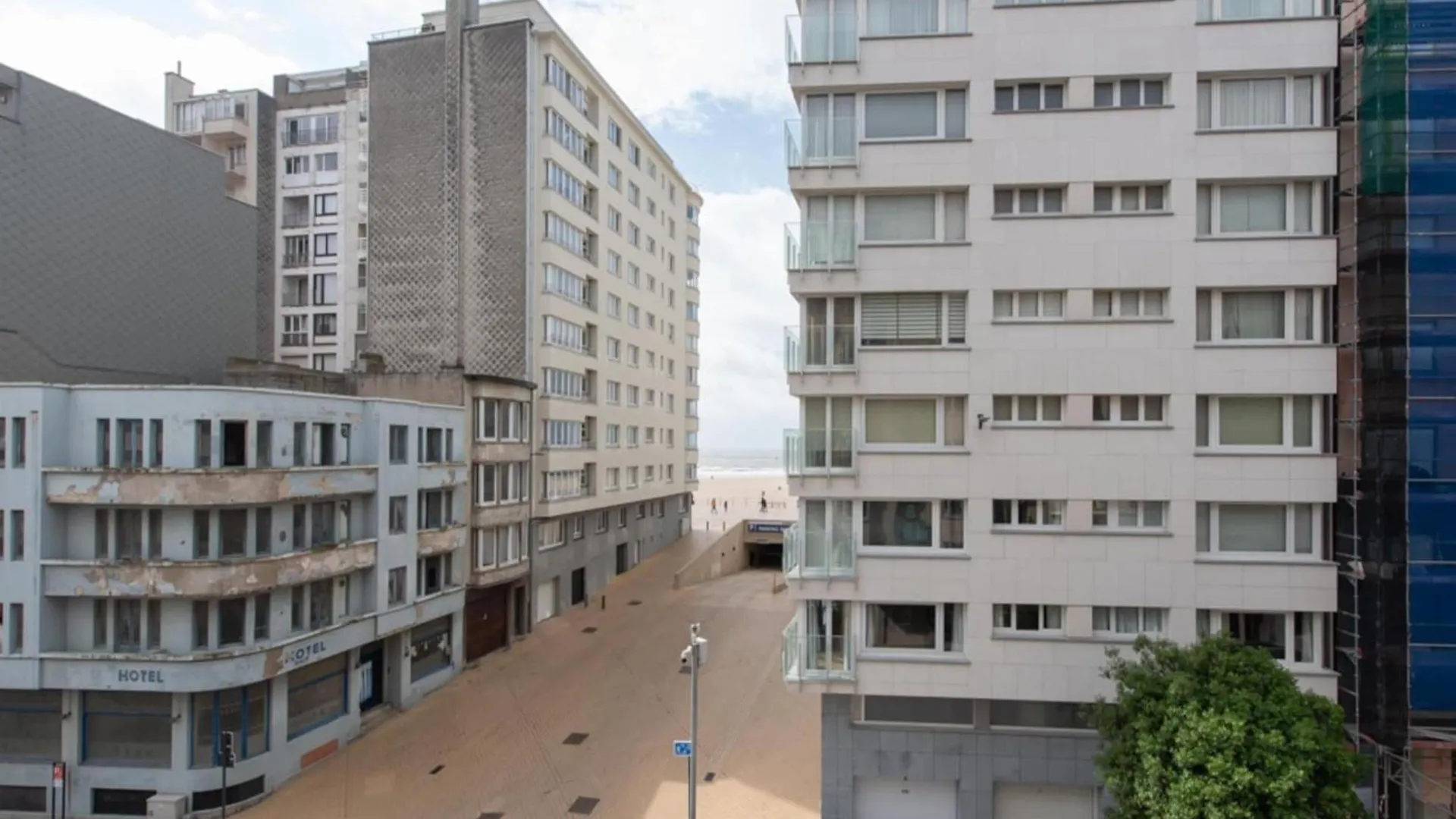 אוסטנדה Beautiful Apartment With Lateral Sea View
